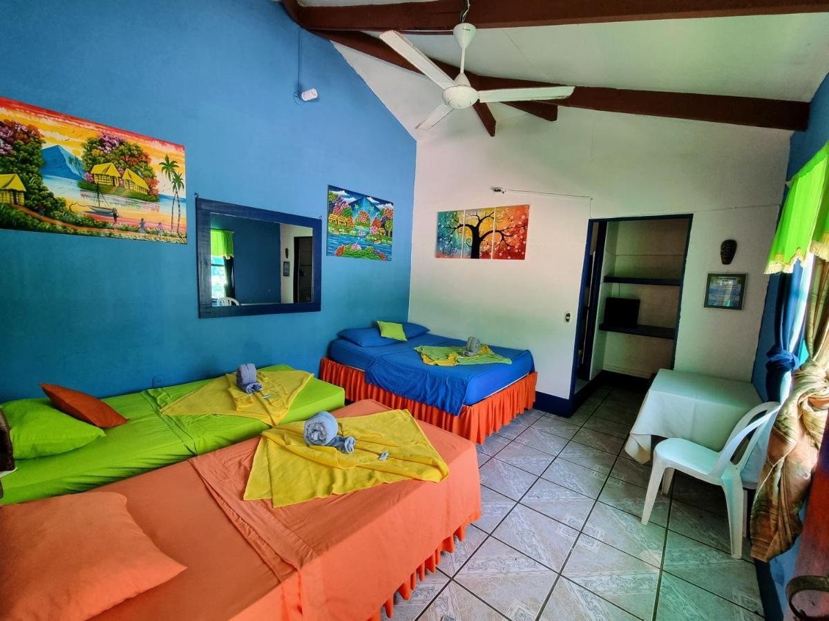 Cabinas Tortuguero Natural Exteriör bild