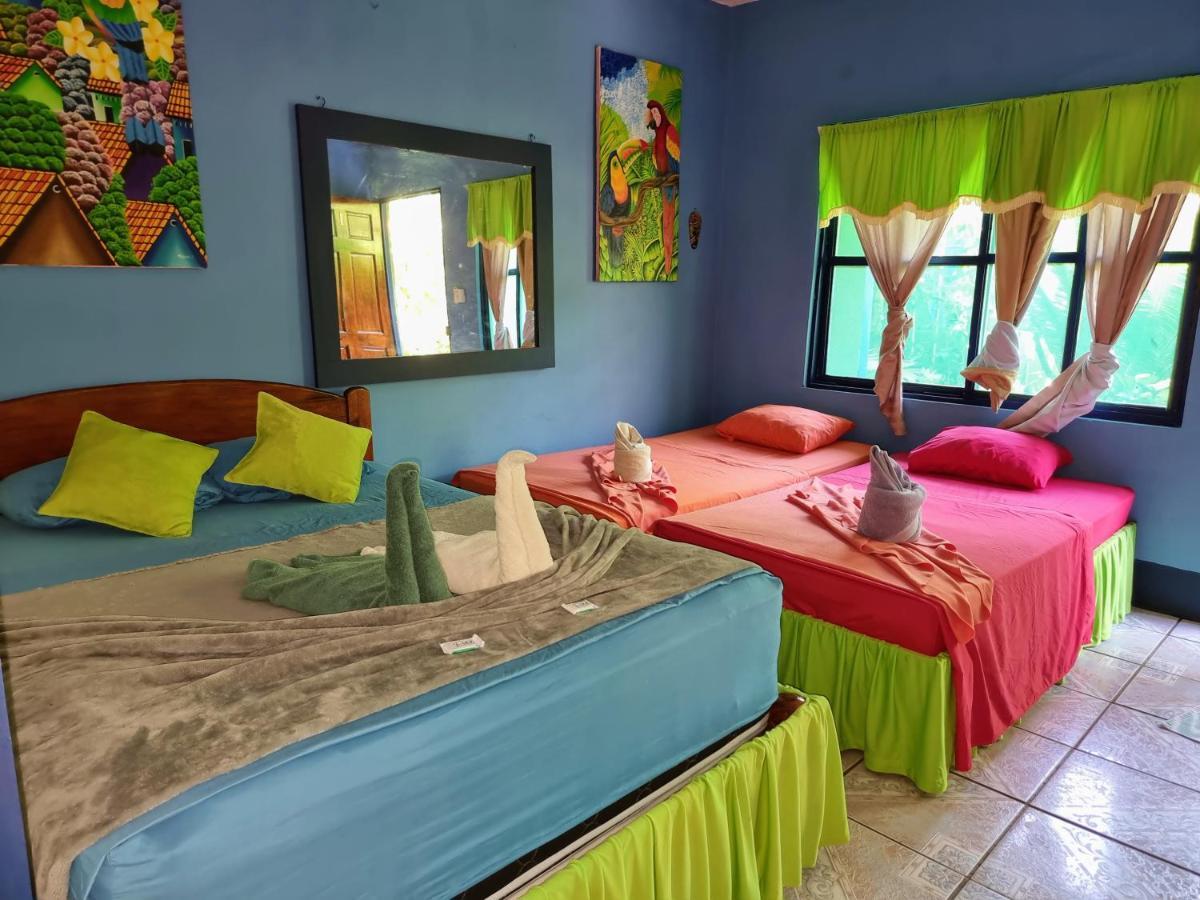 Cabinas Tortuguero Natural Exteriör bild