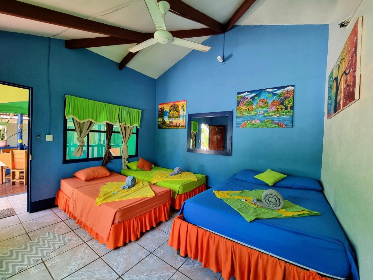 Cabinas Tortuguero Natural Exteriör bild