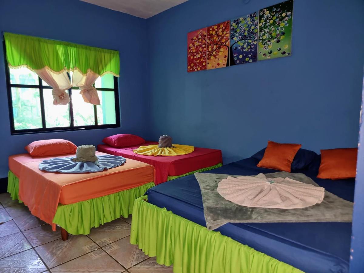 Cabinas Tortuguero Natural Exteriör bild