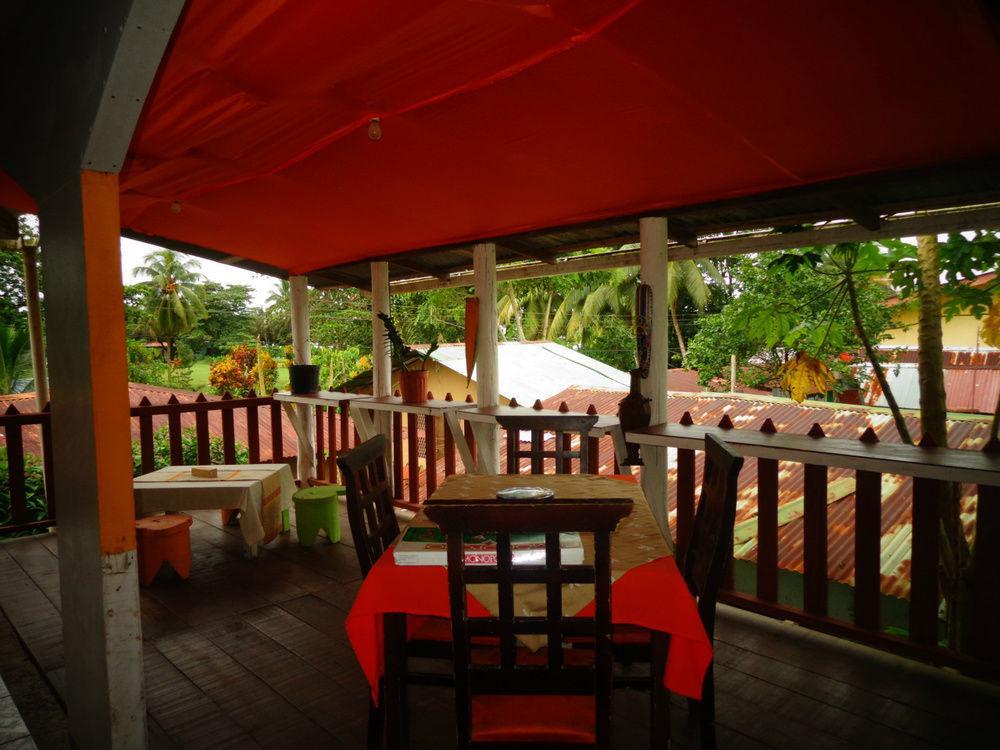 Cabinas Tortuguero Natural Exteriör bild