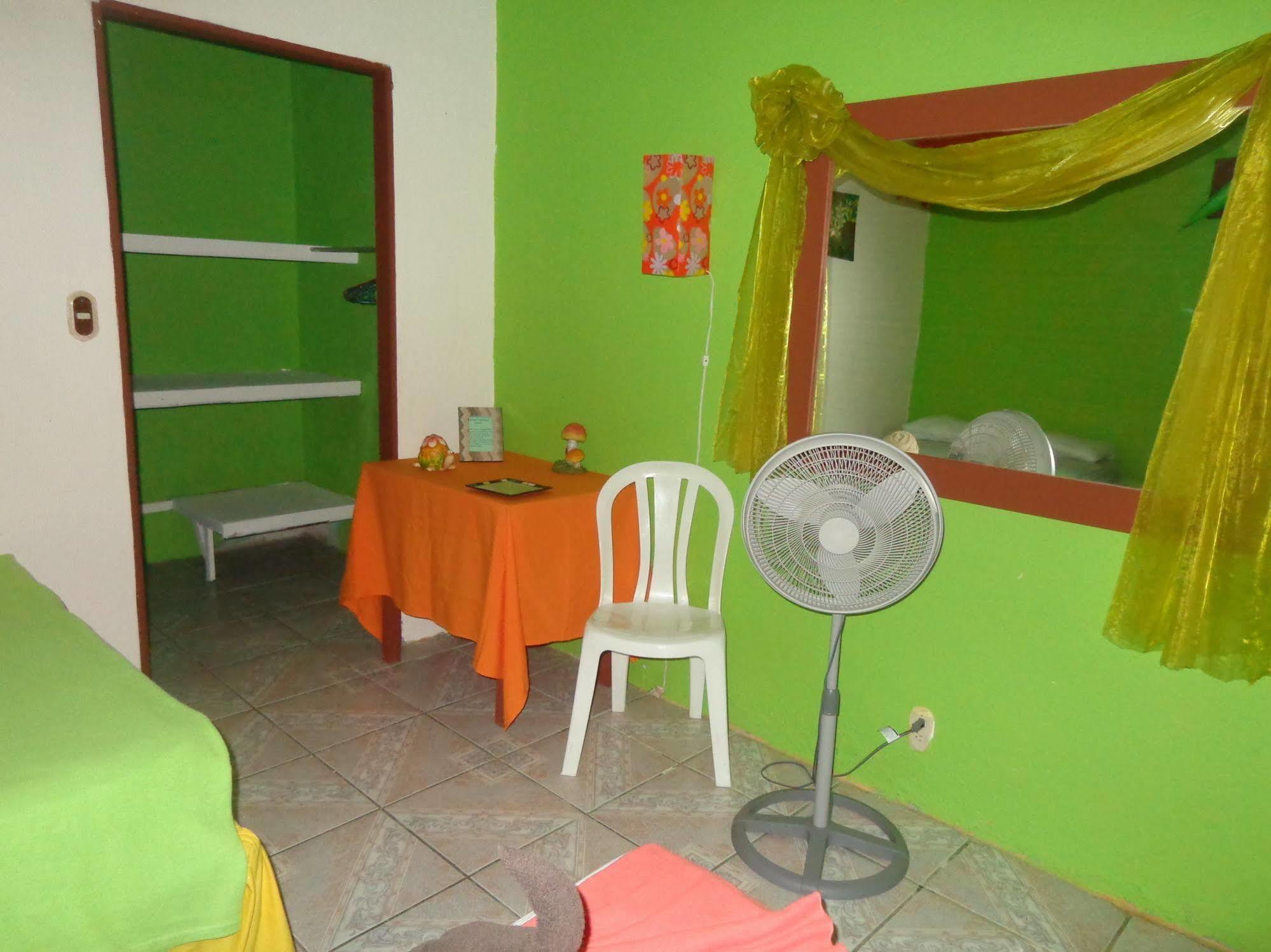 Cabinas Tortuguero Natural Exteriör bild