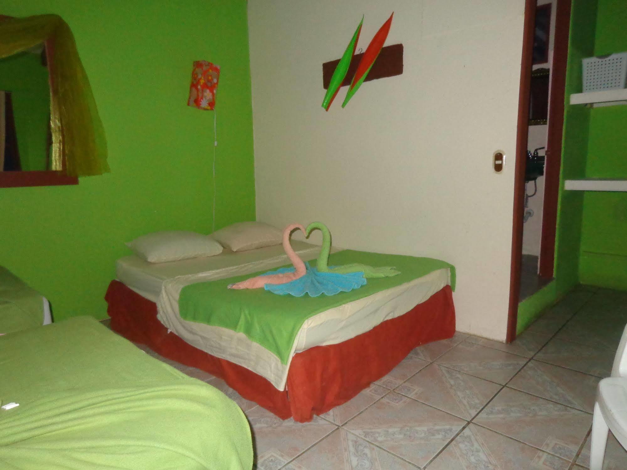 Cabinas Tortuguero Natural Exteriör bild