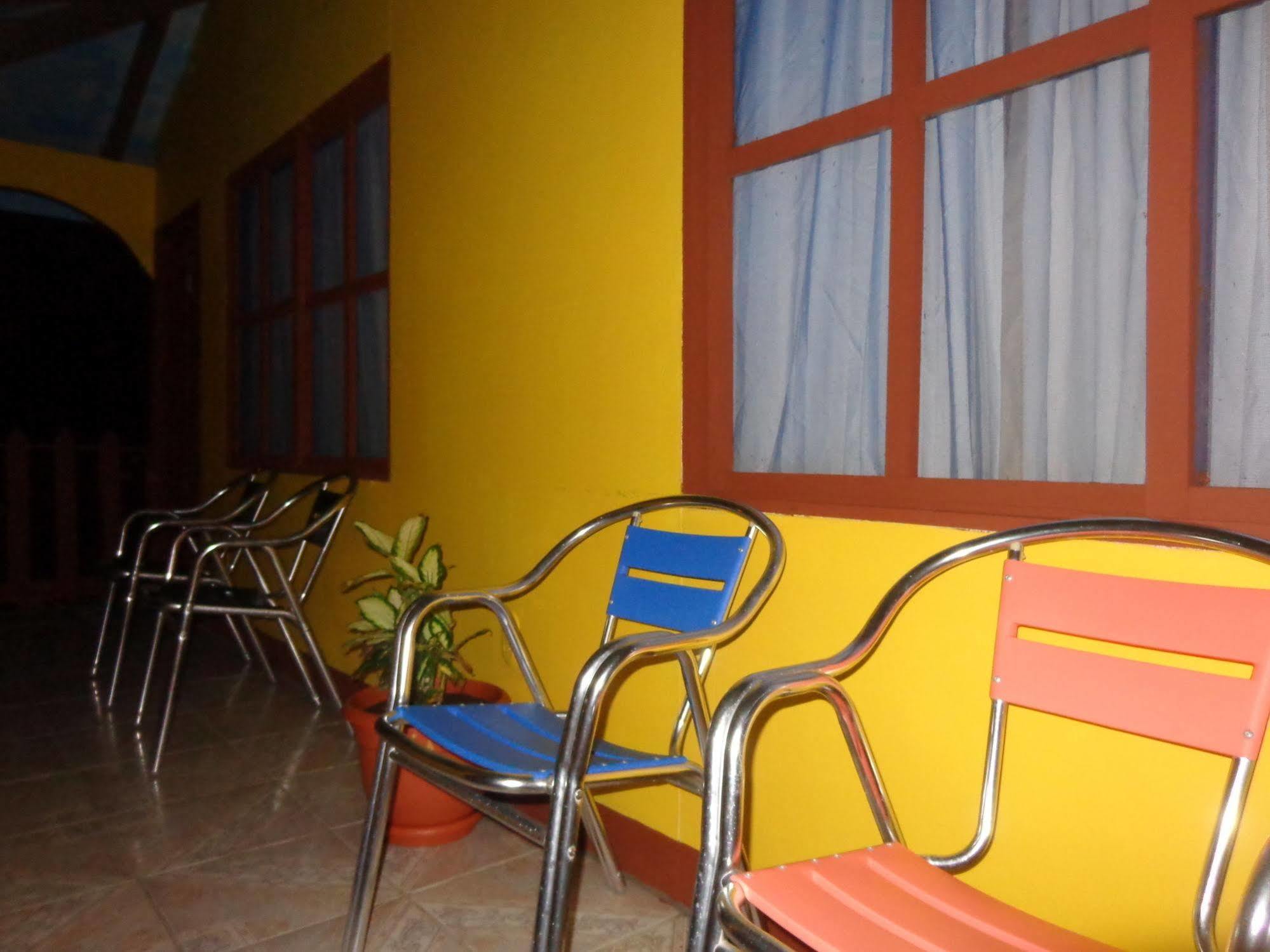 Cabinas Tortuguero Natural Exteriör bild